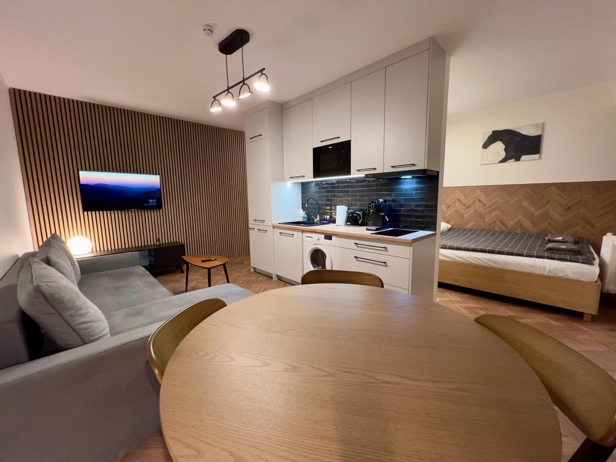 Apartament Dworcowa Конин Екстериор снимка