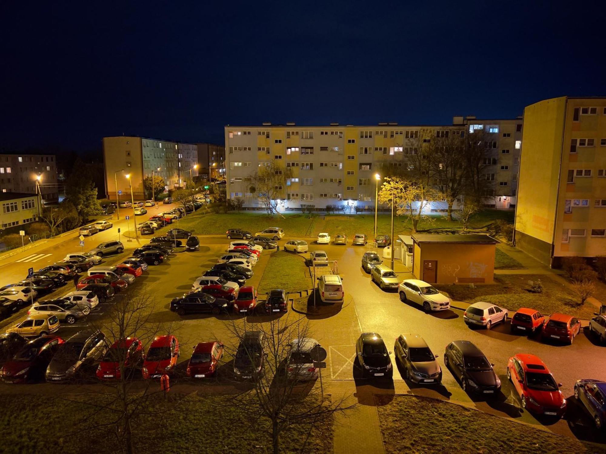 Apartament Dworcowa Конин Екстериор снимка